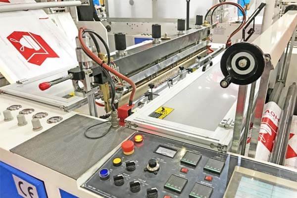 Heat sealing and perforation part