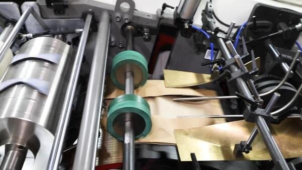 Creating the Bag Shape and Bottom